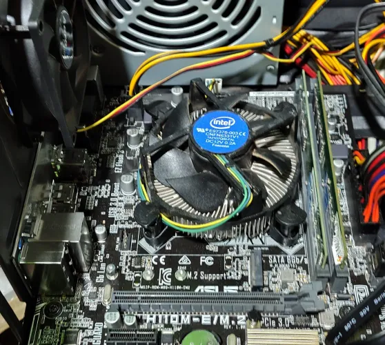 Placa mãe e processador i5 7500 3.4 GHz