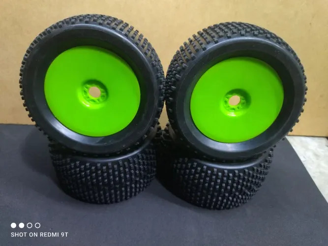 Jogo de rodas automodelo 1/8 