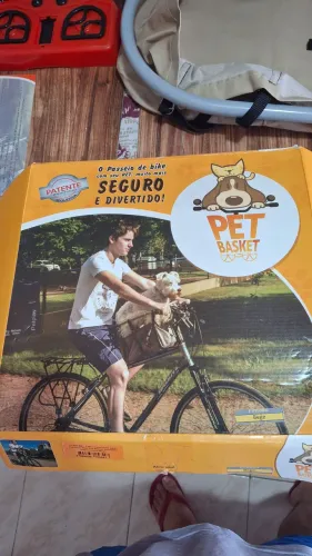 Cestinha de bicicleta para cachorro 