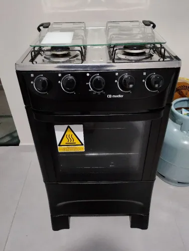 Fogão novo 2 messes de uso