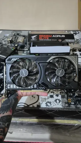 Placa de vídeo RX9060XT 16GB ASROCK CHALLENGER OC 3 MESES DE USO