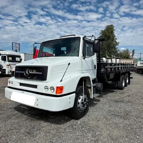 Mercedes -Bens 16-20 Carroceria 2010 (6x2)