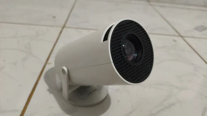 Projetor Inteligente Portátil 