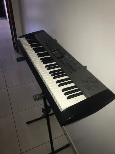 Teclado CASIO CTK- 1200 61 teclas com suporte + bag impermeável
