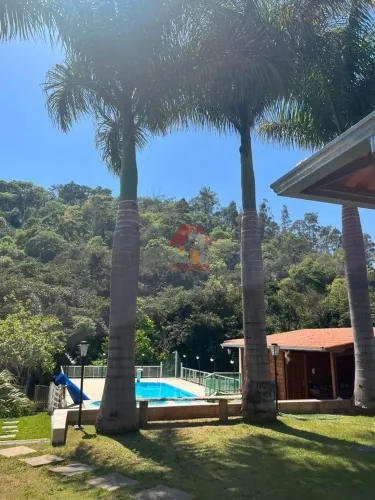 CASA À VENDA RIO ACIMA