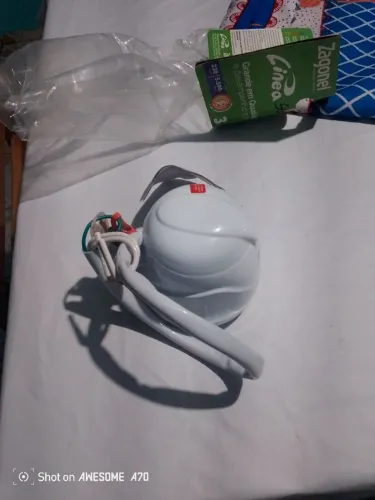 Vendo chuveiro Zagonel novo nunca foi usado só.esta rasgado a embalagem 
