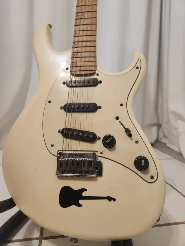 Guitarra Vintage Cort G200