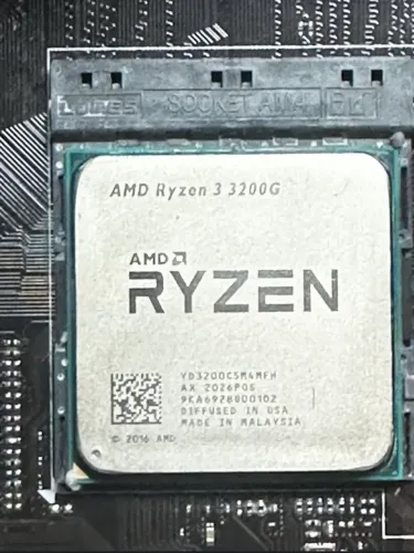 Processador Ryzen 3 3200g + cooler