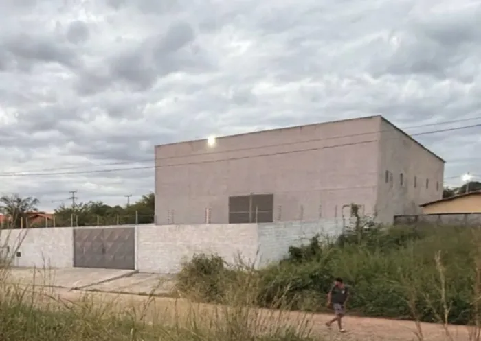 Alugo galpões em Piripiri Piauí