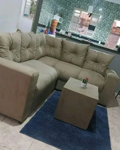 Sofá de Canto com puff 