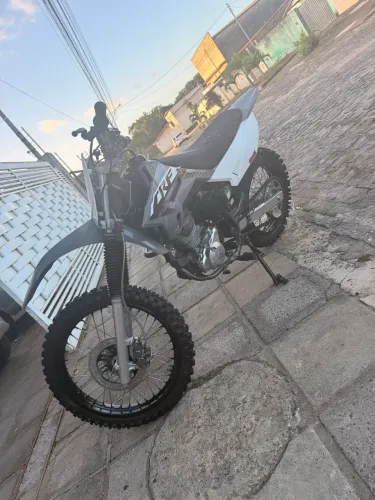 Bros 160 CRF 