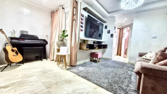 Apartamento para venda em Jardim Stella com 2 quartos, 101m²
