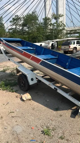 Barco fisher de duraluminio 