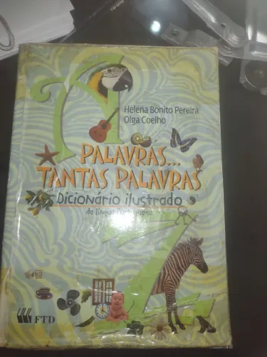 Dicionário Ilustrado PALAVRAS TANTAS PALAVRAS