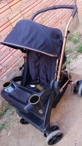 Carrinho de bebê