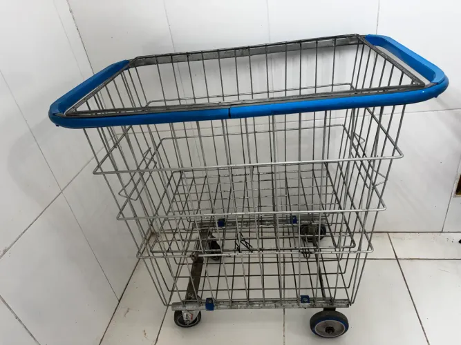 Carinho gaiola 