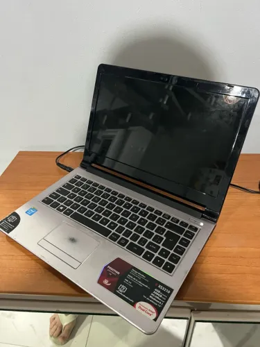 Notebook positivo leia o anúncio