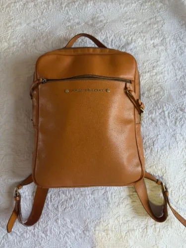 Mochila Jorge Bischoff Couro Floter Caramelo