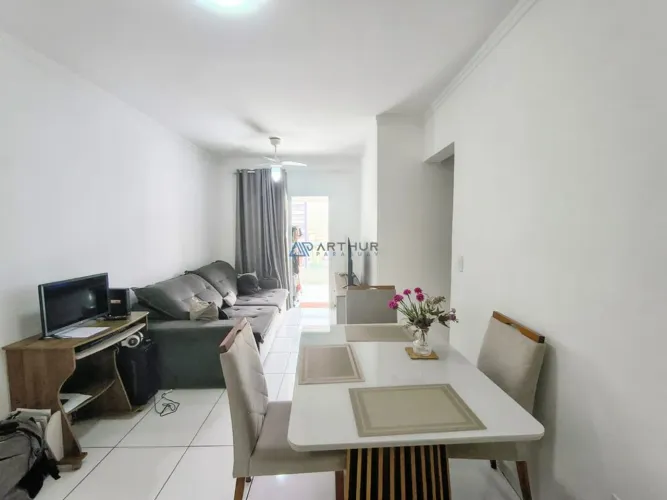 Apartamento à venda na Aviação em Praia Grande, 2 dormitórios, 1 banheiro, 62m²