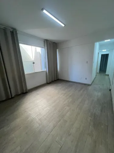 VENDO Apartamento Ed. Eneida de Moraes frente Doca
