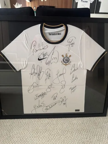 camisa corinthians autografada