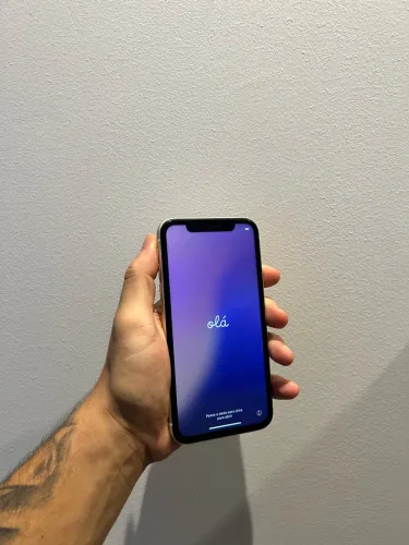 iPhone 11 - 64 GB - Branco