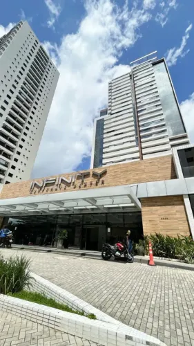 GR VENDE SALA COMERCIAL NO INFINITY CORPORATE - 33M2 - ANDAR ALTO - LOCALIZAÇÃO ESTRATEGIC