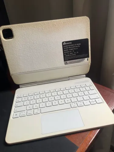 Capa Teclado IPad