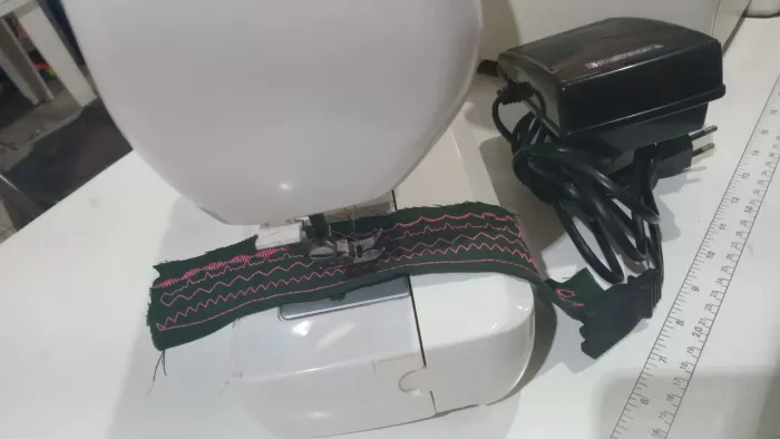 Máquina Elgin Prátika Semi Nova