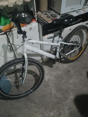 Bicicleta pra vender no precinho