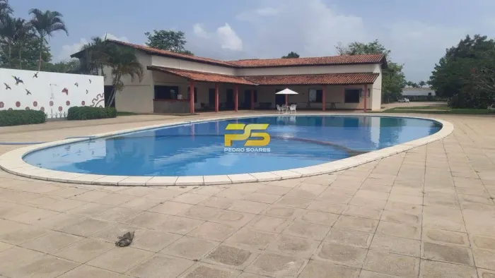 CASA COM 180m² DE PORTEIRA FECHADA EM AREIA DE PORTEIRA FECHADA