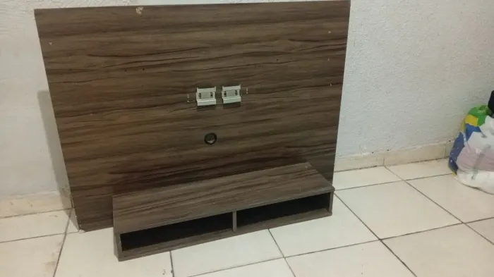 Vendo um painel de parede ,usado em ótimo estado de conservação, cor :marron