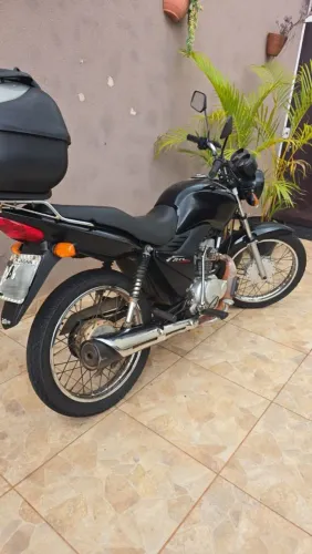 Honda CG Fan KS 2013 - segundo dono