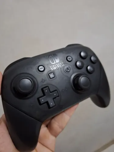 PRO CONTROLE NINTENDO (ORIGINAL)