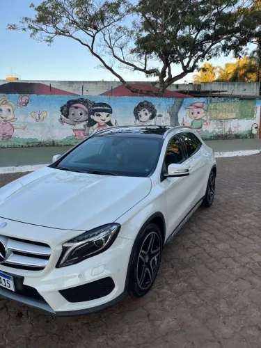 Mercedes-Benz GLA 250 Enduro 2.0 TB 16V 211cv Aut. 2017