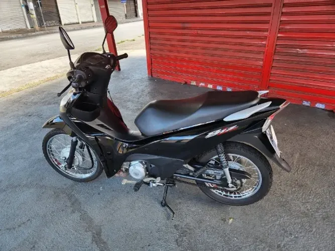 Biz ES i 125