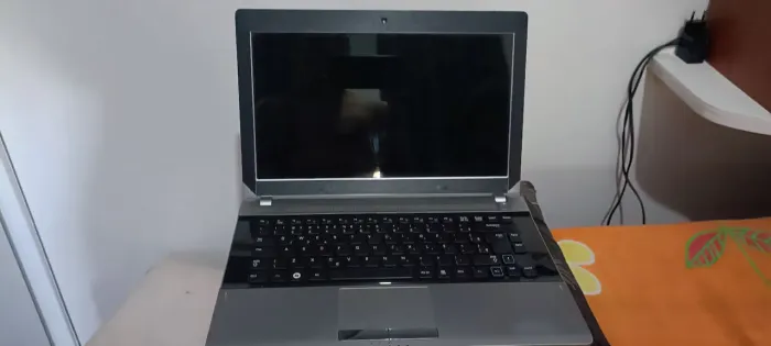 Notebook Samsung RV240