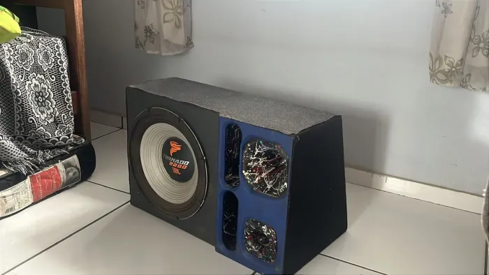 Vendo trio JBL ou troco por iPhone