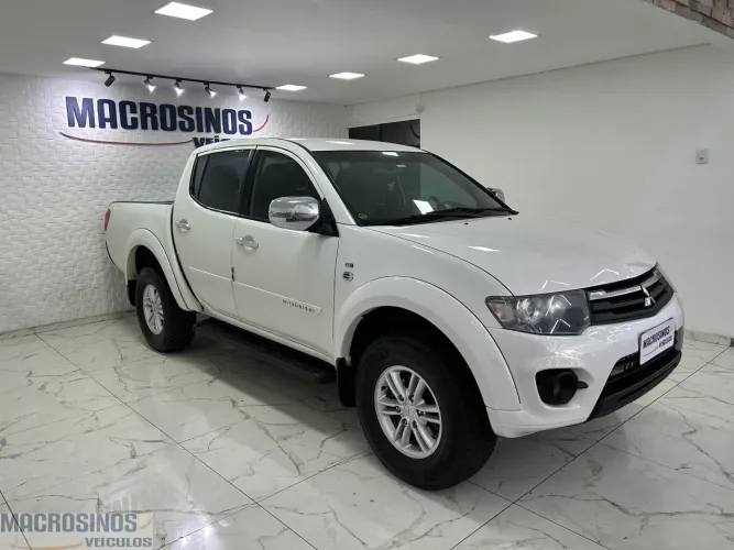Mitsubishi TRITON HPE 2.4 CD 4X4 TB Diesel Aut. 2016