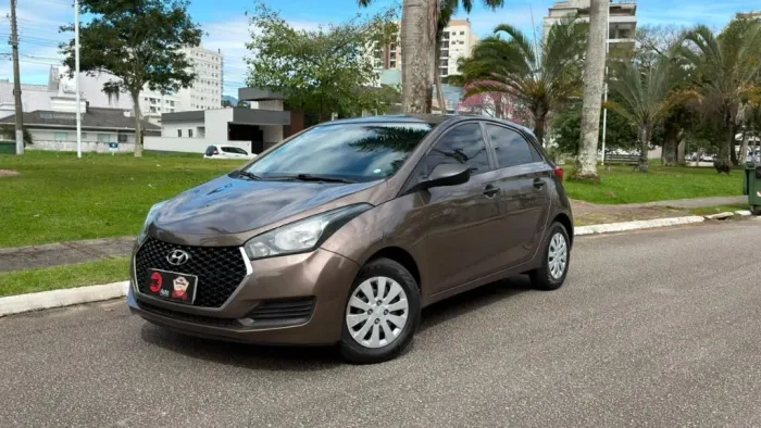 Hyundai HB20 Unique 1.0 Flex 12V Mec. 2019