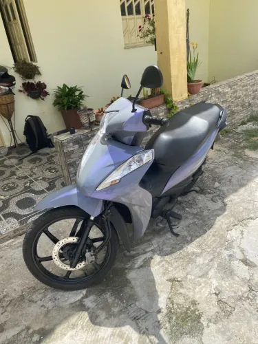 Honda som paredão monograve