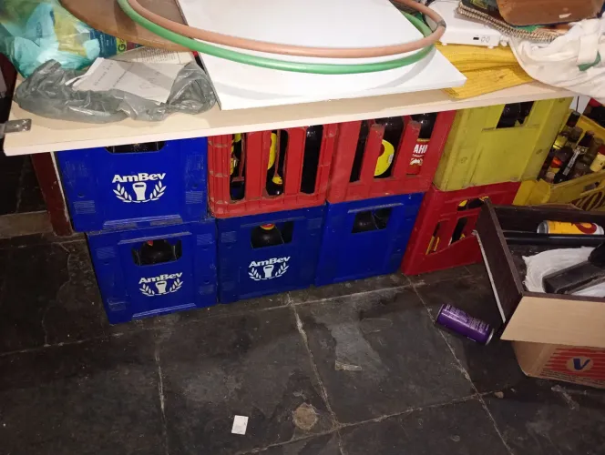 Vende se engradados de cerveja com vasilhame