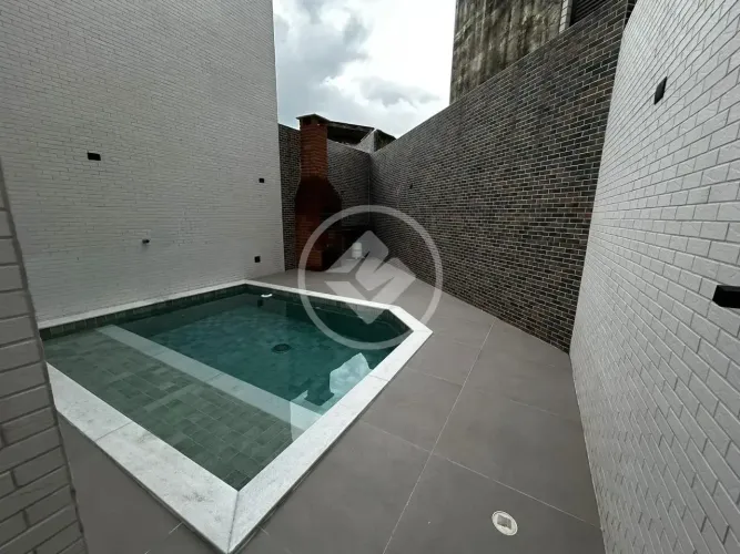 Casa Sobreposta Térrea - 03 Quartos - Aparecida - Santos codigo: 359871