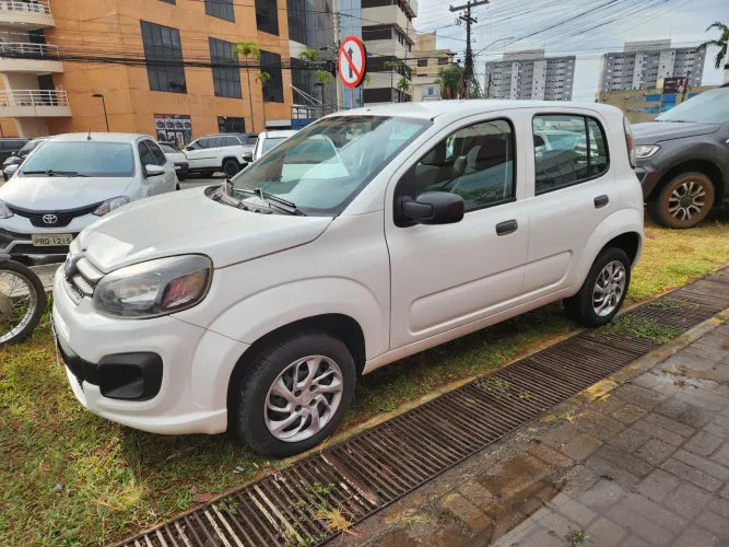 Fiat Uno Attractive 1.0 EVO Fire Flex 8V 5P 2021