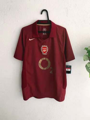 Camisa Arsenal Henry Retrô 2005/2006