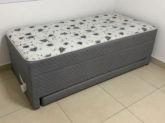 Cama Solteiro 3 em 1: Box + Baú Espaçoso + Cama Auxiliar de Visita