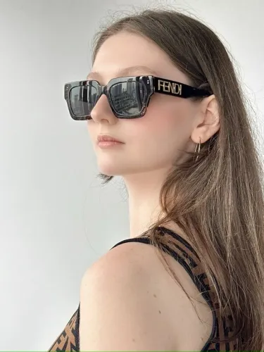 Óculos da Fendi