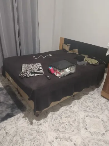 Máquina geladeira e cama queen