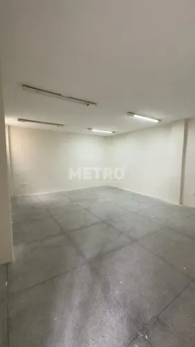 Alugar, Av. Monsenhor Angelo Sampaio, prédio com 830.70m2, excelente localização