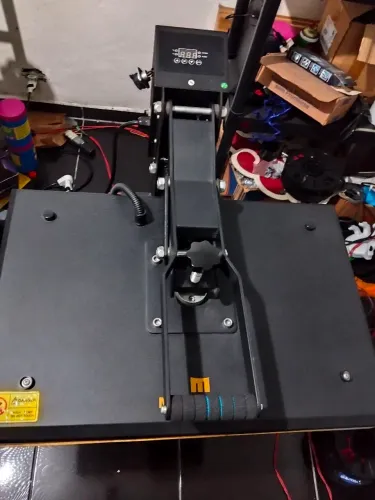 Prensa térmica 40x60 com defeito 